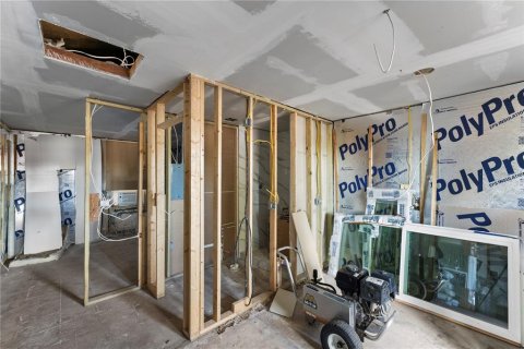 Propiedad comercial en venta en Bradenton, Florida, 398.83 m2 № 2157159 - foto 28