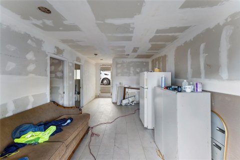 Propiedad comercial en venta en Bradenton, Florida, 398.83 m2 № 2157159 - foto 19
