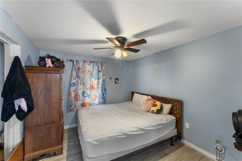 Propiedad comercial en venta en Bradenton, Florida, 398.83 m2 № 2157159 - foto 11