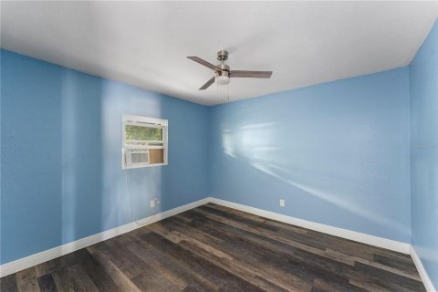 Propiedad comercial en venta en Bradenton, Florida, 398.83 m2 № 2157159 - foto 26