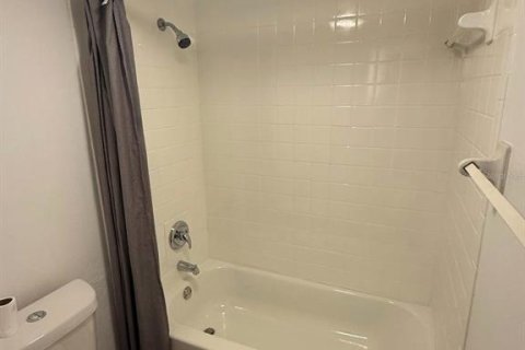 Condo in Fort Myers, Florida, 3 bedrooms  № 1518633 - photo 14