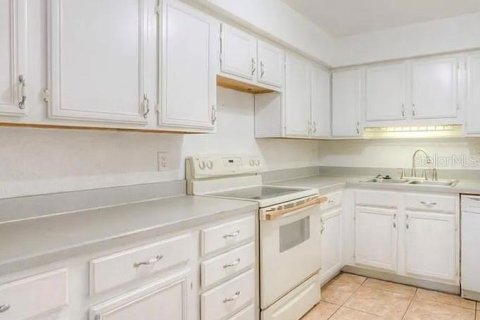 Купить виллу или дом в Апопка, Флорида 5 комнат, 209.68м2, № 2097977 - фото 5