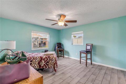 House in Edgewater, Florida 2 bedrooms, 96.43 sq.m. № 2196450 - photo 24