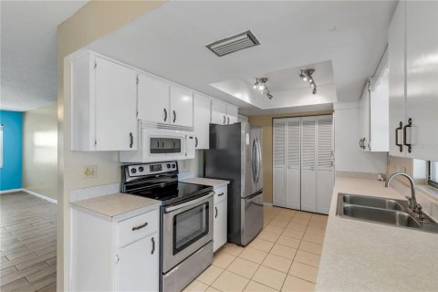 House in Edgewater, Florida 2 bedrooms, 96.43 sq.m. № 2196450 - photo 16