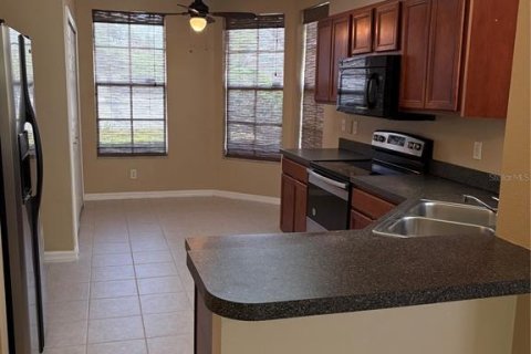 Townhouse in Riverview, Florida 3 bedrooms, 145.39 sq.m. № 1793265 - photo 4
