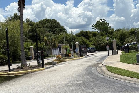 Townhouse in Riverview, Florida 3 bedrooms, 145.39 sq.m. № 1793265 - photo 15