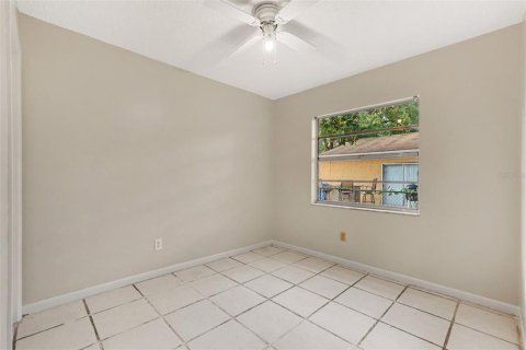 Casa en venta en Tampa, Florida, 2 dormitorios, 104.05 m2 № 2349735 - foto 18