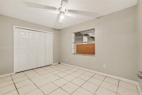 Casa en venta en Tampa, Florida, 2 dormitorios, 104.05 m2 № 2349735 - foto 19