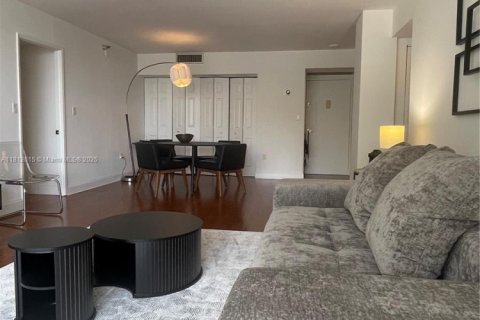 Copropriété à louer à Aventura, Floride: 2 chambres, 105.54 m2 № 1935556 - photo 4