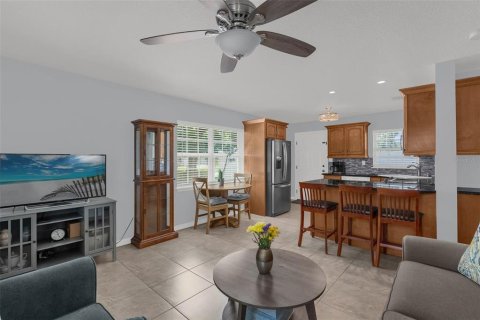 Casa en venta en Orlando, Florida, 2 dormitorios, 71.35 m2 № 2203495 - foto 6