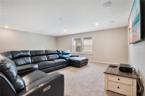 Casa en venta en Davenport, Florida, 5 dormitorios, 275.55 m2 № 1905537 - foto 10