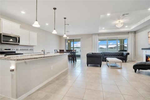 Casa en venta en Davenport, Florida, 5 dormitorios, 275.55 m2 № 1905537 - foto 6