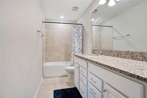 Casa en venta en Davenport, Florida, 5 dormitorios, 275.55 m2 № 1905537 - foto 25
