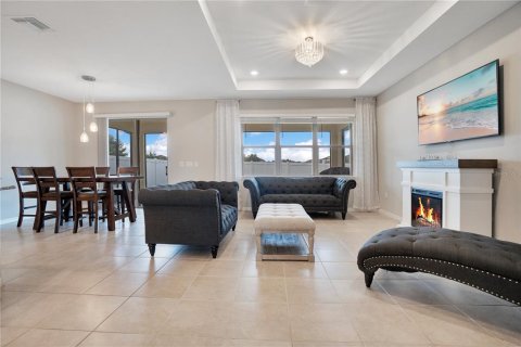 Casa en venta en Davenport, Florida, 5 dormitorios, 275.55 m2 № 1905537 - foto 7
