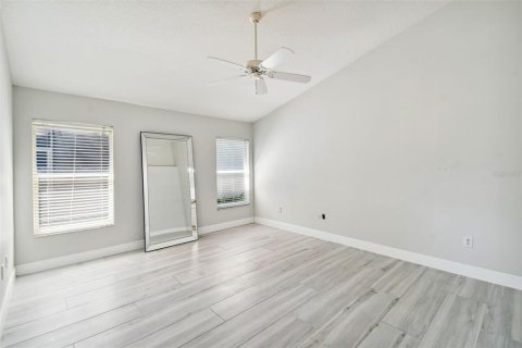 Villa ou maison à louer à Tampa, Floride: 3 chambres, 192.68 m2 № 2419169 - photo 16