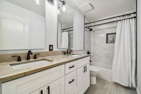 Villa ou maison à louer à Tampa, Floride: 3 chambres, 192.68 m2 № 2419169 - photo 26
