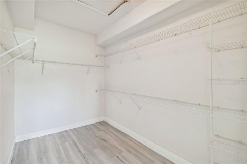 Villa ou maison à louer à Tampa, Floride: 3 chambres, 192.68 m2 № 2419169 - photo 15