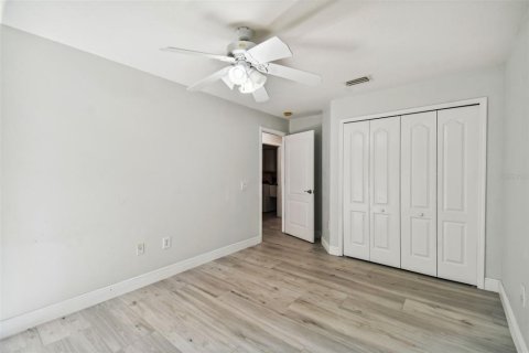 Villa ou maison à louer à Tampa, Floride: 3 chambres, 192.68 m2 № 2419169 - photo 29