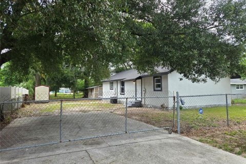 Villa ou maison à vendre à Tampa, Floride: 4 chambres, 107.02 m2 № 2344710 - photo 2