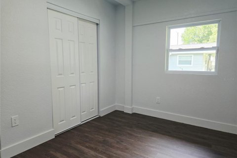 Villa ou maison à vendre à Tampa, Floride: 4 chambres, 107.02 m2 № 2344710 - photo 14