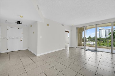 Condominio en venta en Miami, Florida, 2 dormitorios, 81.75 m2 № 1888185 - foto 6