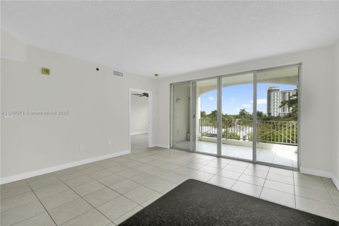 Condominio en venta en Miami, Florida, 2 dormitorios, 81.75 m2 № 1888185 - foto 24