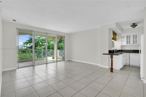 Condominio en venta en Miami, Florida, 2 dormitorios, 81.75 m2 № 1888185 - foto 4