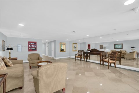 Condominio en venta en Miami, Florida, 2 dormitorios, 81.75 m2 № 1888185 - foto 28