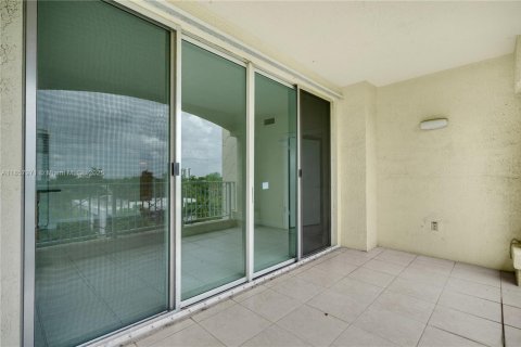 Condominio en venta en Miami, Florida, 2 dormitorios, 81.75 m2 № 1888185 - foto 25