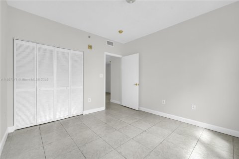Condominio en venta en Miami, Florida, 2 dormitorios, 81.75 m2 № 1888185 - foto 14
