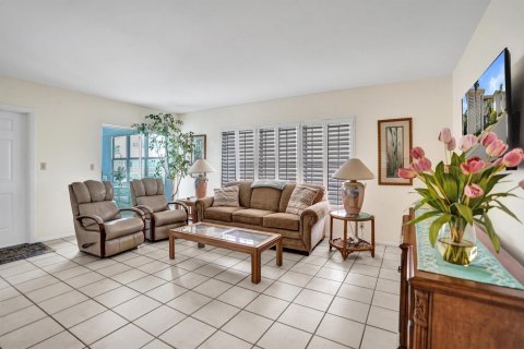 Condominio en venta en South Palm Beach, Florida, 2 dormitorios, 85.84 m2 № 2189288 - foto 2
