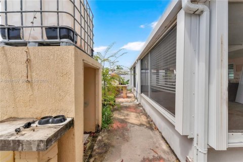 Casa en venta en Homestead, Florida, 3 dormitorios, 107.49 m2 № 2066668 - foto 20