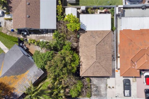 Casa en venta en Homestead, Florida, 3 dormitorios, 107.49 m2 № 2066668 - foto 24