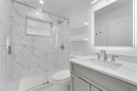 Casa en venta en Homestead, Florida, 3 dormitorios, 107.49 m2 № 2066668 - foto 9