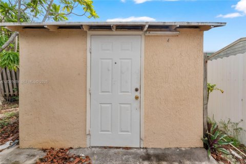 Casa en venta en Homestead, Florida, 3 dormitorios, 107.49 m2 № 2066668 - foto 19
