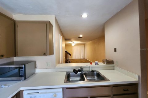 Touwnhouse à louer à Gainesville, Floride: 2 chambres, 94.39 m2 № 2097160 - photo 8