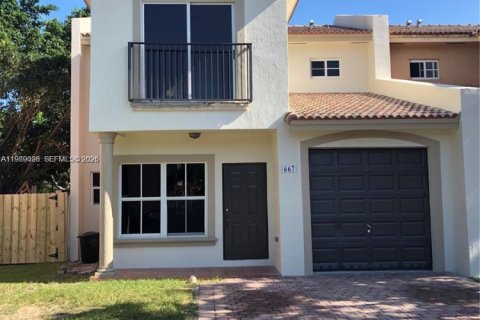 Touwnhouse à Florida City, Floride 4 chambres, 167.13 m2 № 2051711