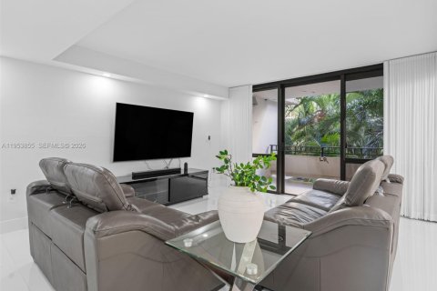 Купить кондоминиум в Майами, Флорида 3 спальни, 171.68м2, № 2010018 - фото 13