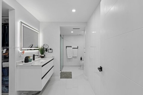 Купить кондоминиум в Майами, Флорида 3 спальни, 171.68м2, № 2010018 - фото 21