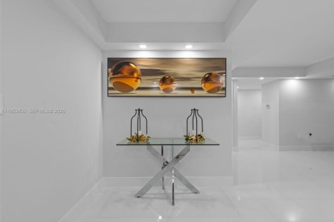 Купить кондоминиум в Майами, Флорида 3 спальни, 171.68м2, № 2010018 - фото 3