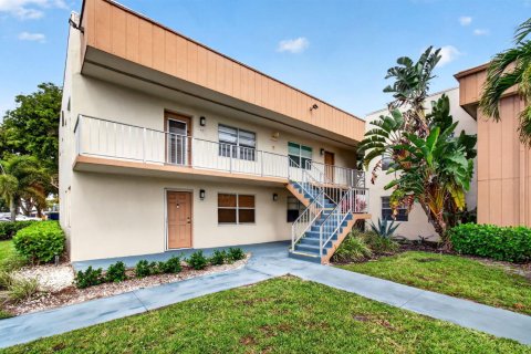 Condo in Delray Beach, Florida, 2 bedrooms  № 2190887