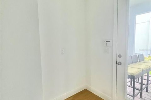 Villa ou maison à louer à Orlando, Floride: 5 chambres, 276.85 m2 № 2199144 - photo 28