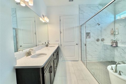 Villa ou maison à louer à Orlando, Floride: 5 chambres, 276.85 m2 № 2199144 - photo 22