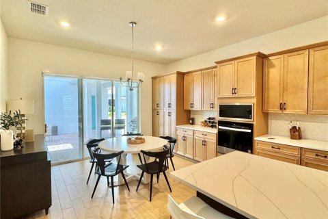 Villa ou maison à louer à Orlando, Floride: 5 chambres, 276.85 m2 № 2199144 - photo 6