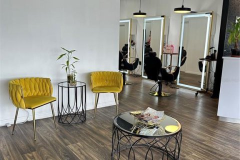 Купить коммерческую недвижимость в Киссимми, Флорида 930.88м2, № 1587251 - фото 19