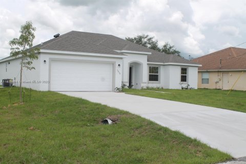 House in Port St. Lucie, Florida 4 bedrooms, 217.86 sq.m. № 2013265
