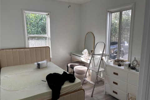 Immobilier commercial à vendre à Miami, Floride: 207.73 m2 № 2005218 - photo 13