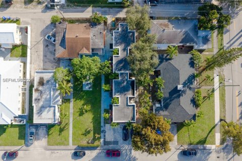 Villa ou maison à louer à Hollywood, Floride: 1 chambre, 1103.59 m2 № 2010913 - photo 17