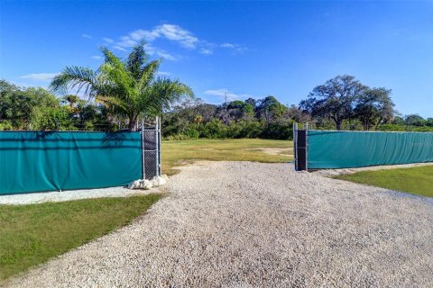 Propiedad comercial en alquiler en Tarpon Springs, Florida № 859248 - foto 7