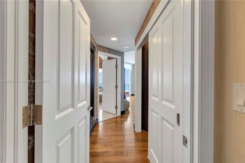 Copropriété à louer à Sunny Isles Beach, Floride: 4 chambres, 254.18 m2 № 1874465 - photo 25